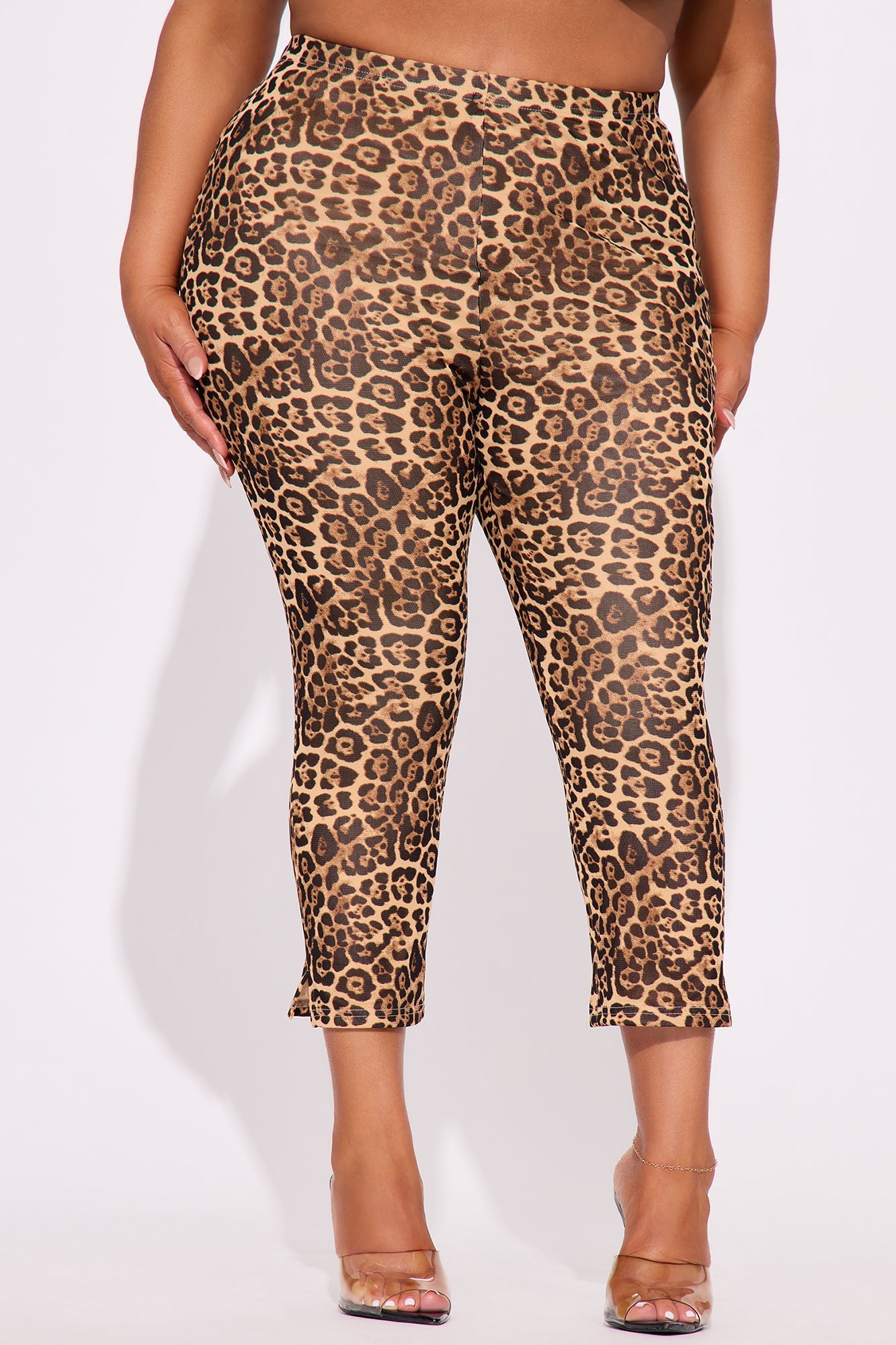 https://cdn.shopify.com/s/files/1/0293/9277/files/02-19-25_S8_28_S7286PFN_Browncombo_RM_MC_14-01-27_PLUS_0462_PXF.jpg?v=1740186807