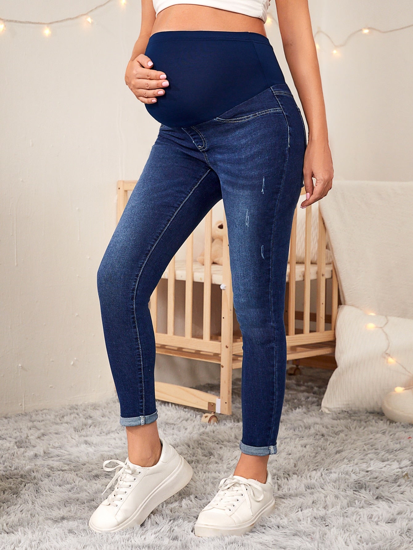 Chic and Comfy: Maternity High-Waist Ripped Skinny Jeans Dark Wash / S Dark Wash / M