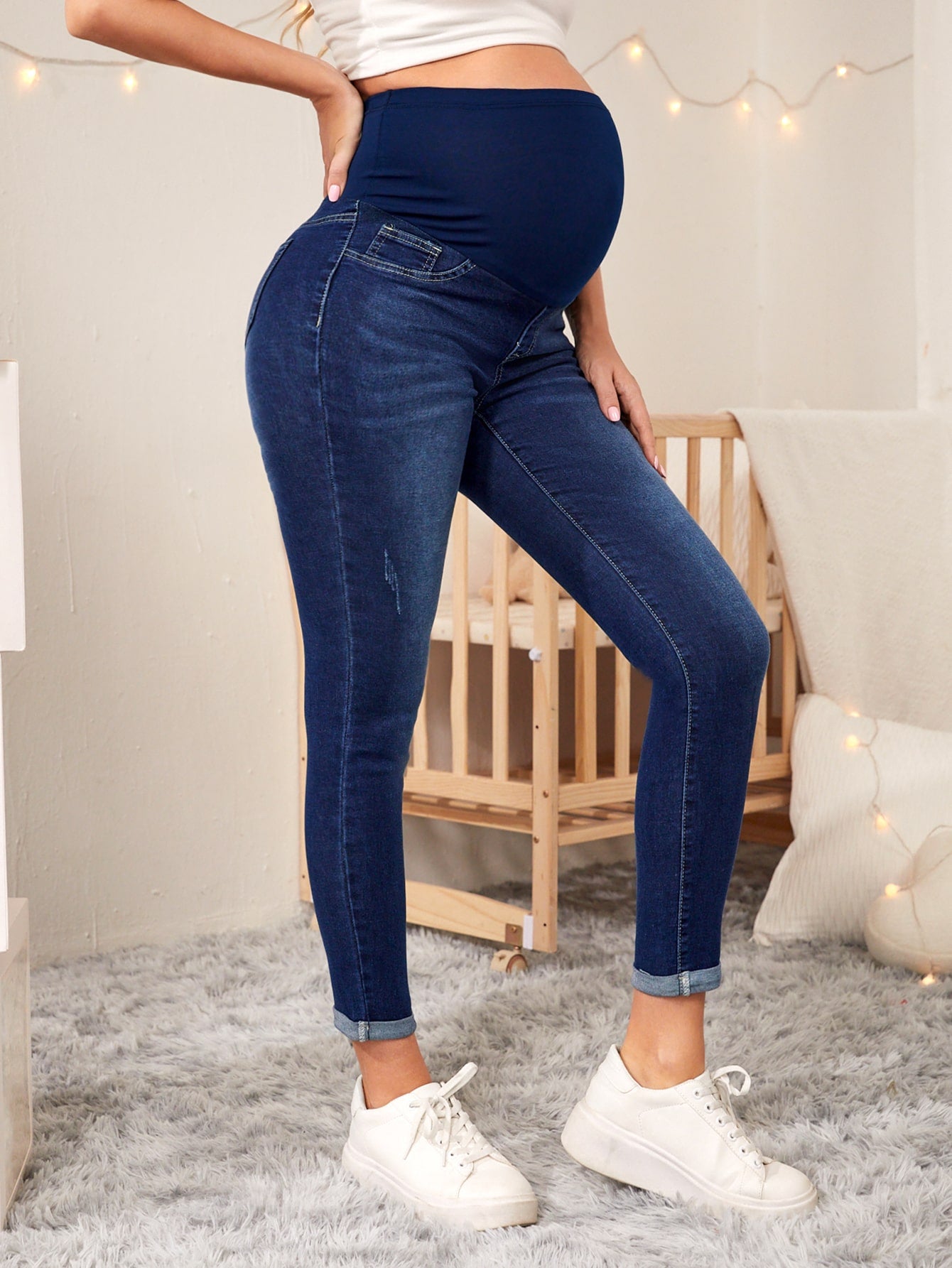 Chic and Comfy: Maternity High-Waist Ripped Skinny Jeans Dark Wash / S Dark Wash / M