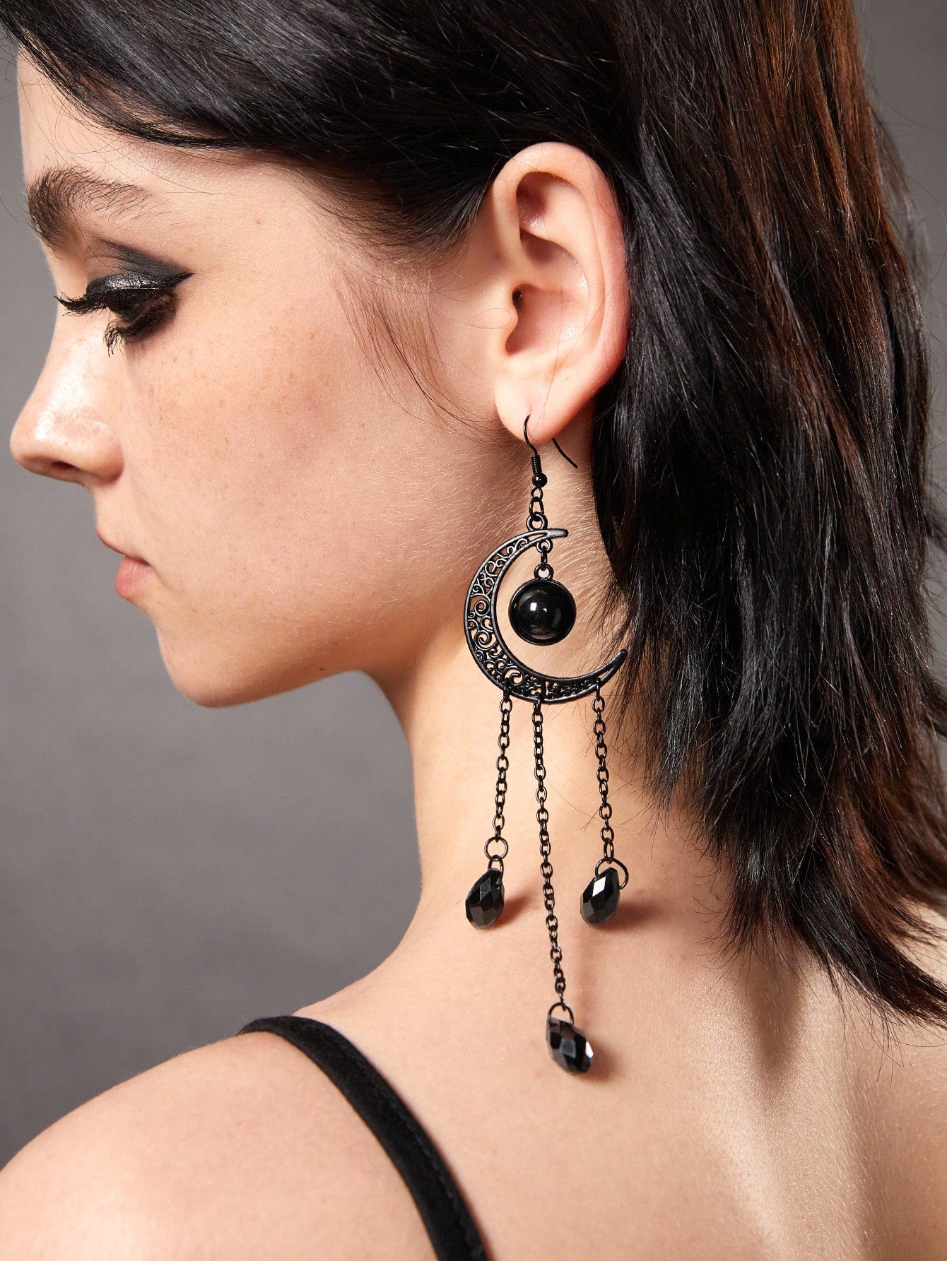 Moon and Water Drop Earrings: Stunning Zinc Alloy Accessories for Everyday Elegance one-size