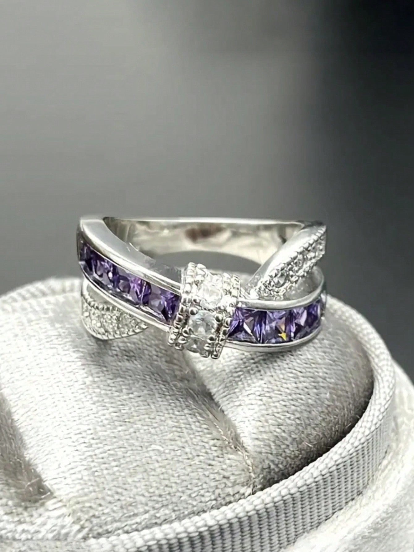 Elegantly Enchanted: Purple Rhinestone Bow Ring - A Touch of Luxury for Every Occasion