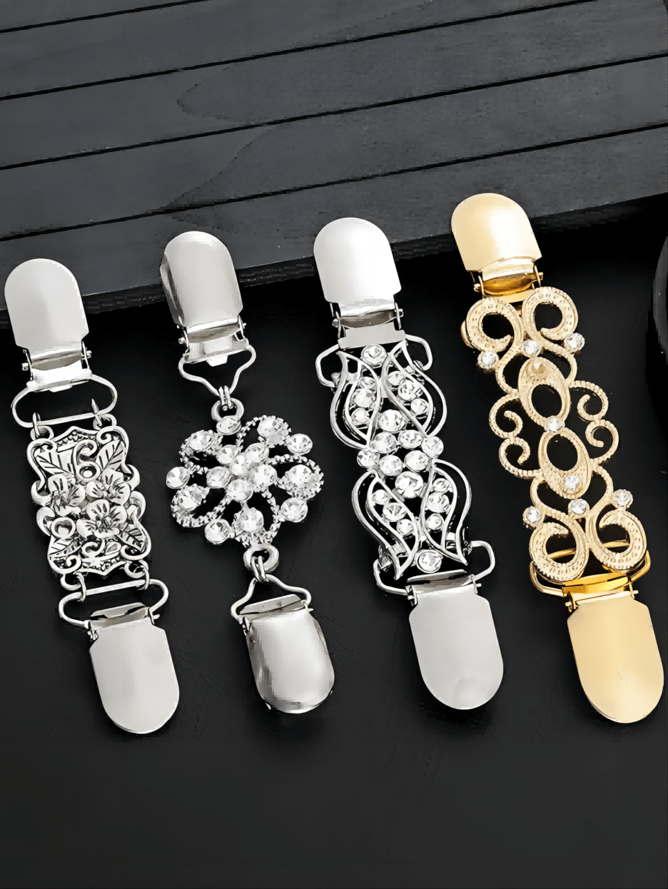 Chic Autumn & Winter Sweater Shawl Clip Set - Stylish Duck Beak Anti-Slip Brooch one-size Carved Squares