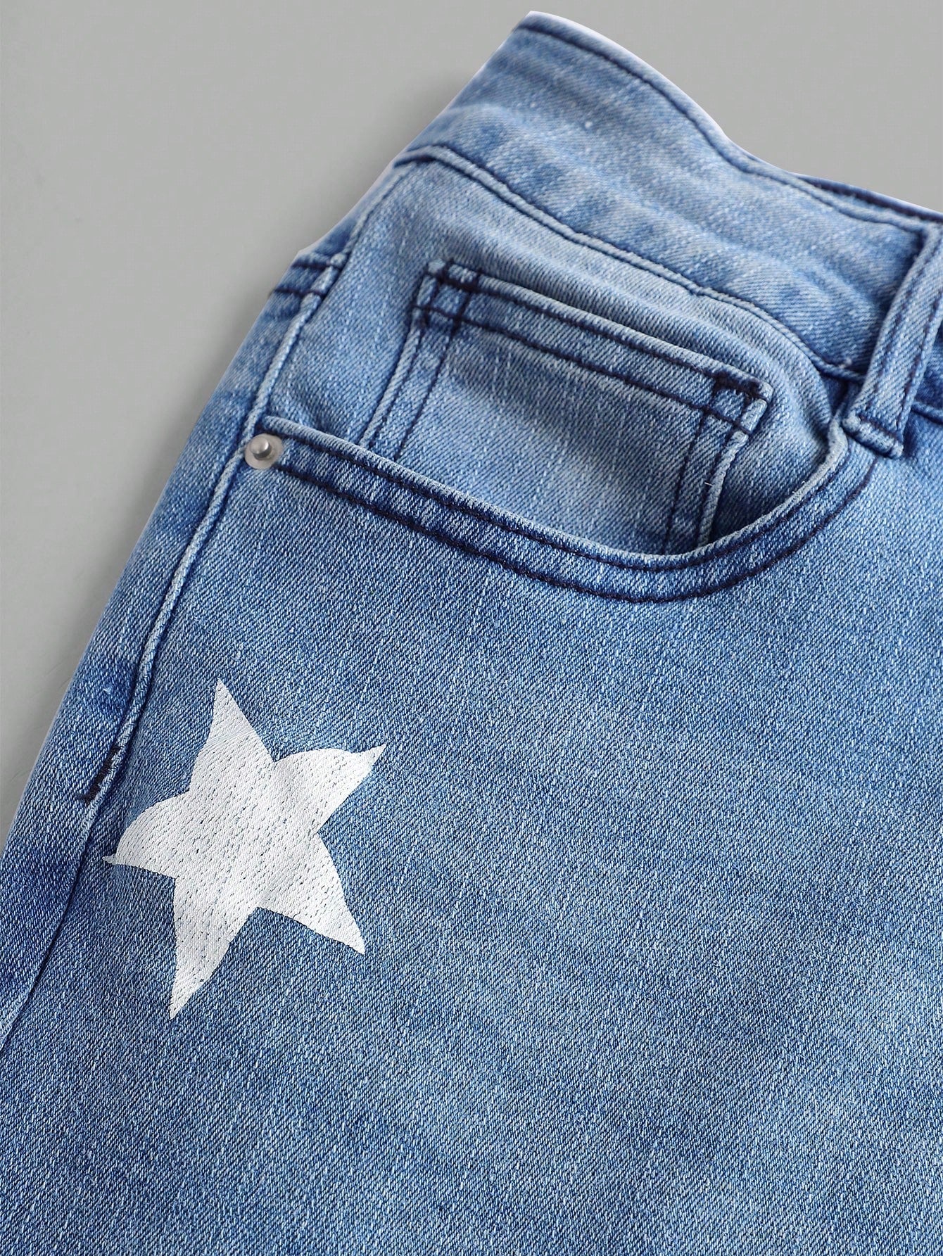 Trendy Teen Girls' Star-Pattern Color Block T-Shirt & Flared Jeans Two-Piece Set 13Y 14Y