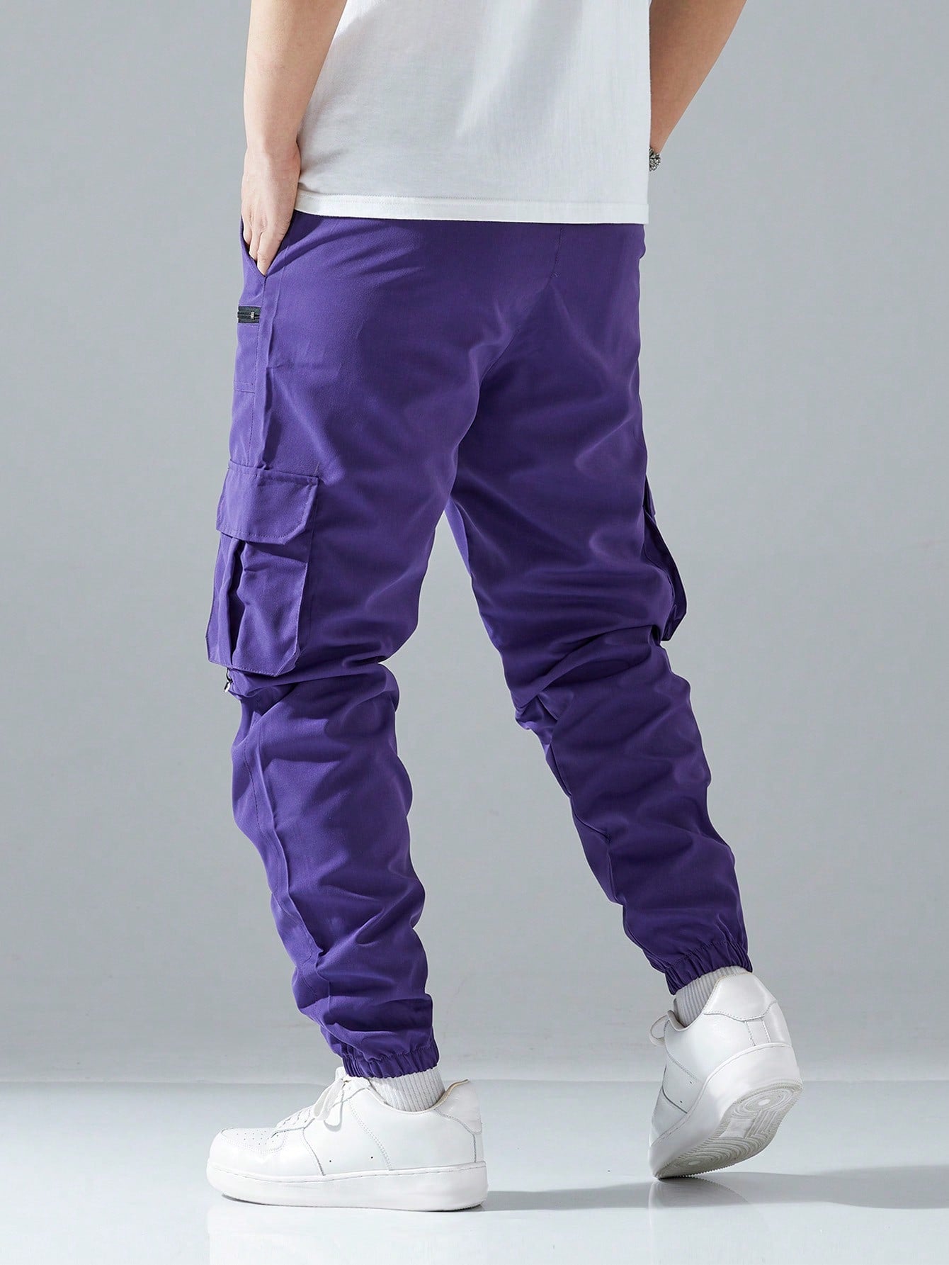 Loose Fit Cargo Pants with Flap Pockets and Drawstring Waist for Ultimate Comfort Black / S Black / M
