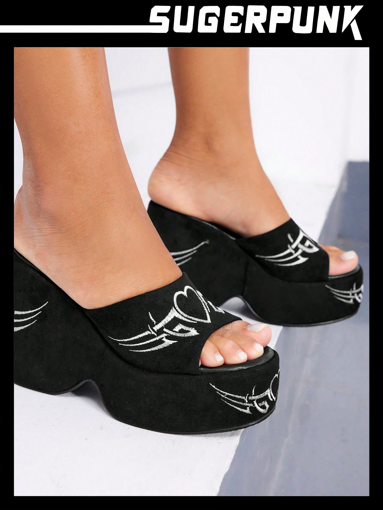 Women's Black Woven Floral Platform Wedges - Perfect Summer Sandals for Y2K
