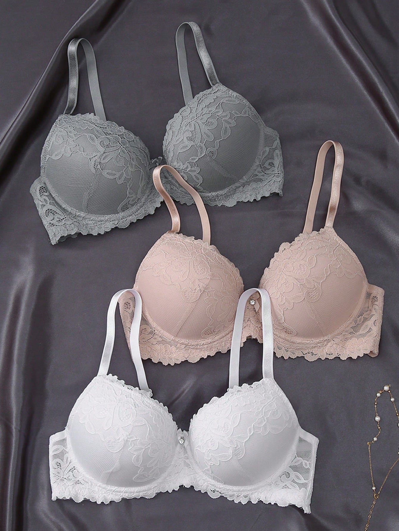 Floral Lace Underwire Bra Set - 3pcs Sleepwear Essentials for Ultimate Comfort and Style