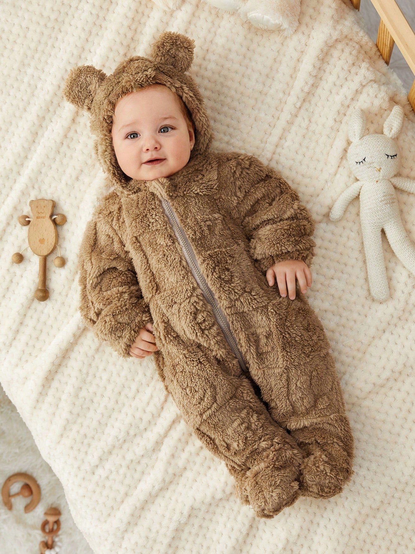 Cuddly Cartoon Print Fleece Hooded Romper for Newborns - Perfect for Autumn & Winter Adventures! White / 0-1M White / 1-3M