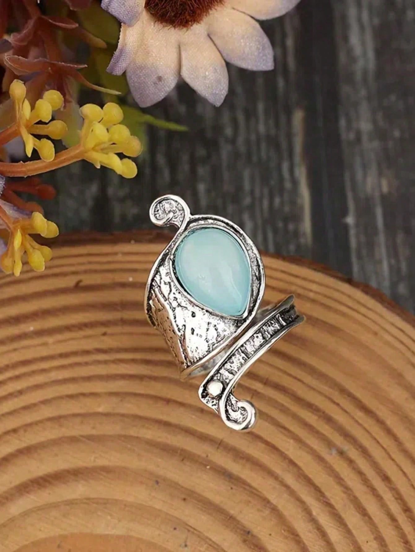 Vintage Asymmetrical Stone Inlaid Adjustable Alloy Ring - Trendy Statement Piece