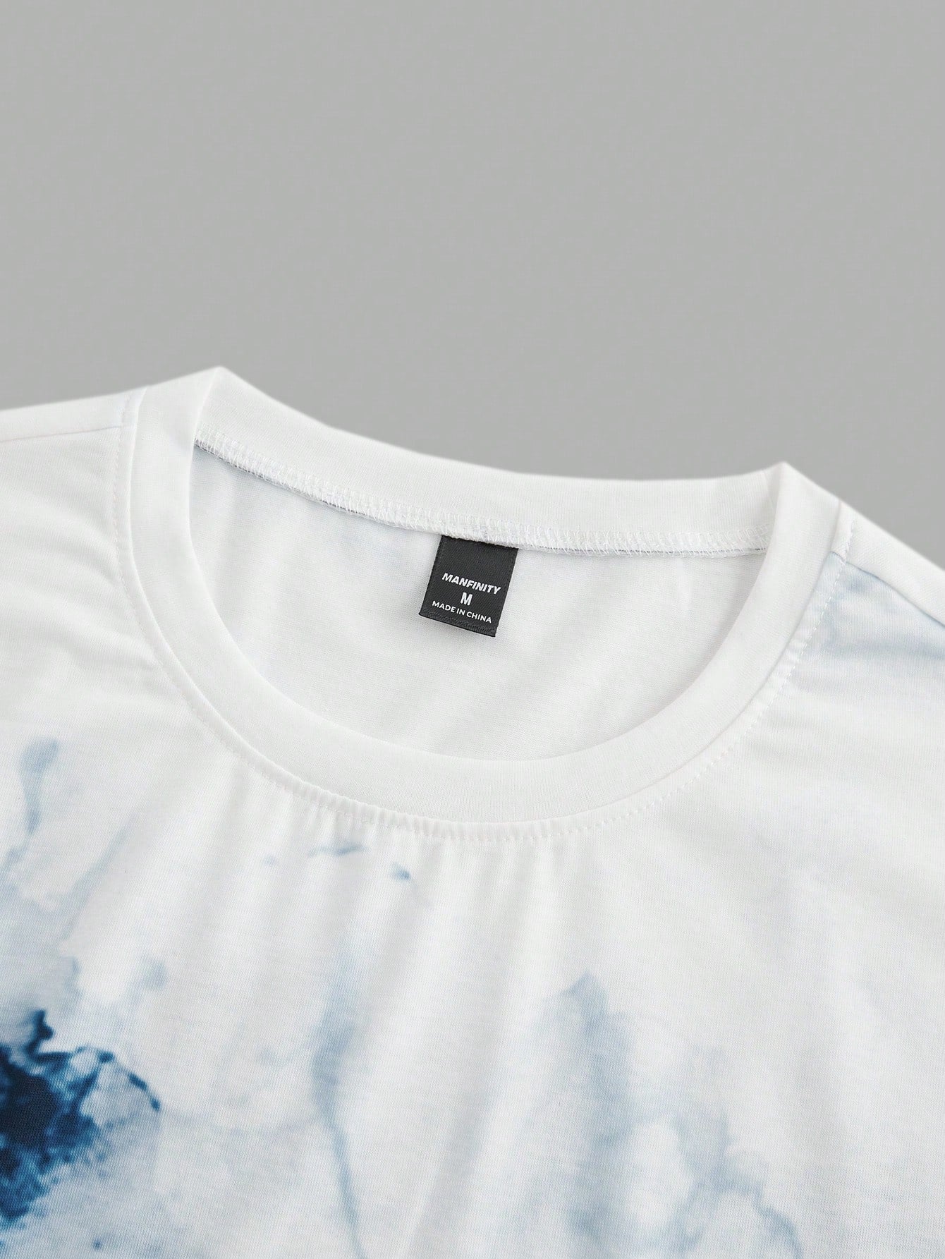 Bold Skull Graphic Casual Crew Neck T-Shirt for Men