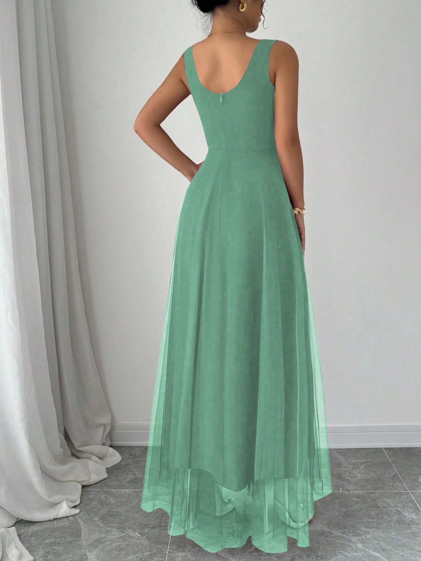 Elegant Belle Faux Pearl Beaded V-Neck Sleeveless Summer Maxi Dress