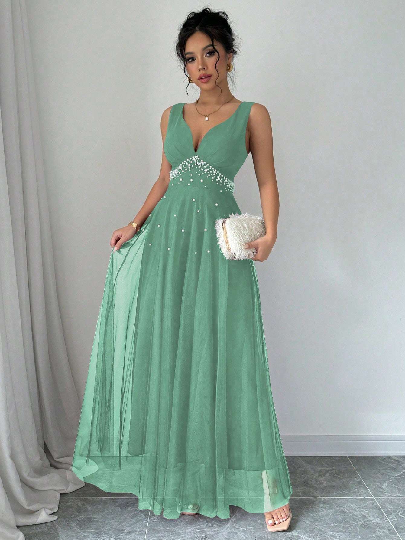 Elegant Belle Faux Pearl Beaded V-Neck Sleeveless Summer Maxi Dress