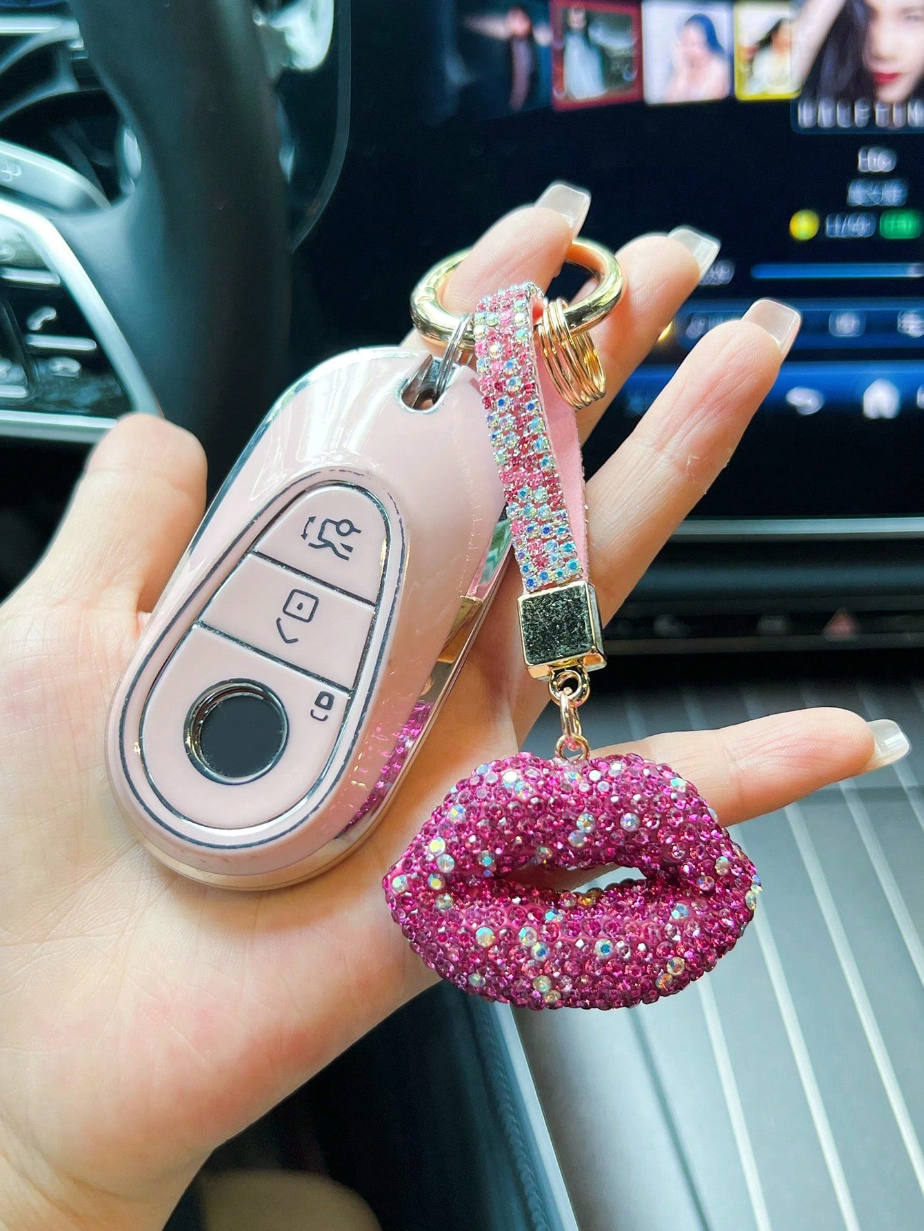 Sparkling Rhinestone Lips Keychain - Perfect Valentine's Day Gift! Pink White