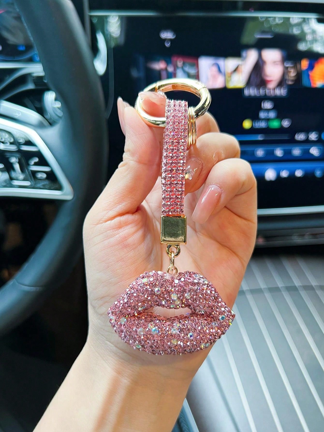 Sparkling Rhinestone Lips Keychain - Perfect Valentine's Day Gift! Pink White