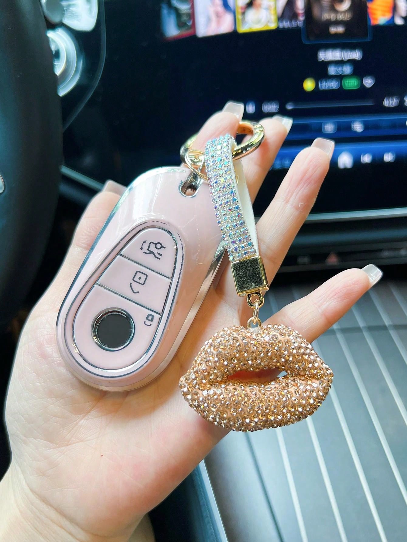Sparkling Rhinestone Lips Keychain - Perfect Valentine's Day Gift! Pink White