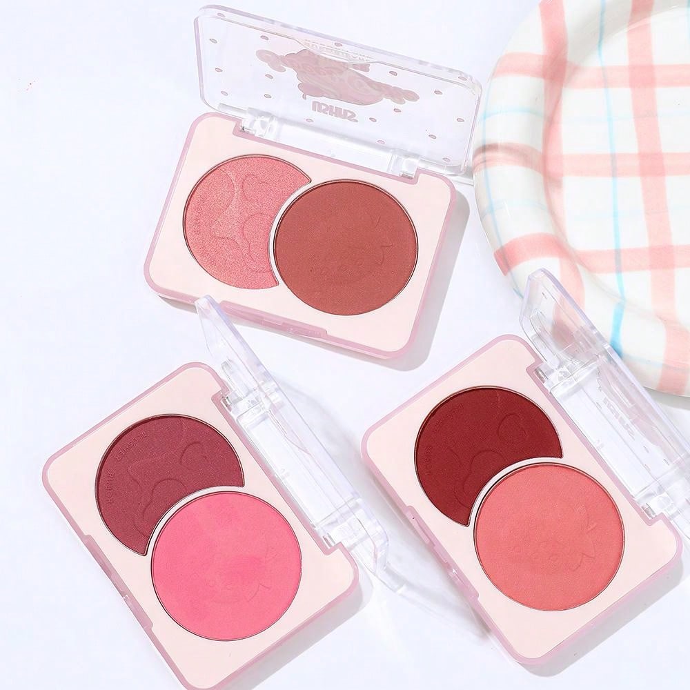 Ushas Waterproof Two-Color Blusher Disc - Matte Finish for All Skin Tones #03 #02