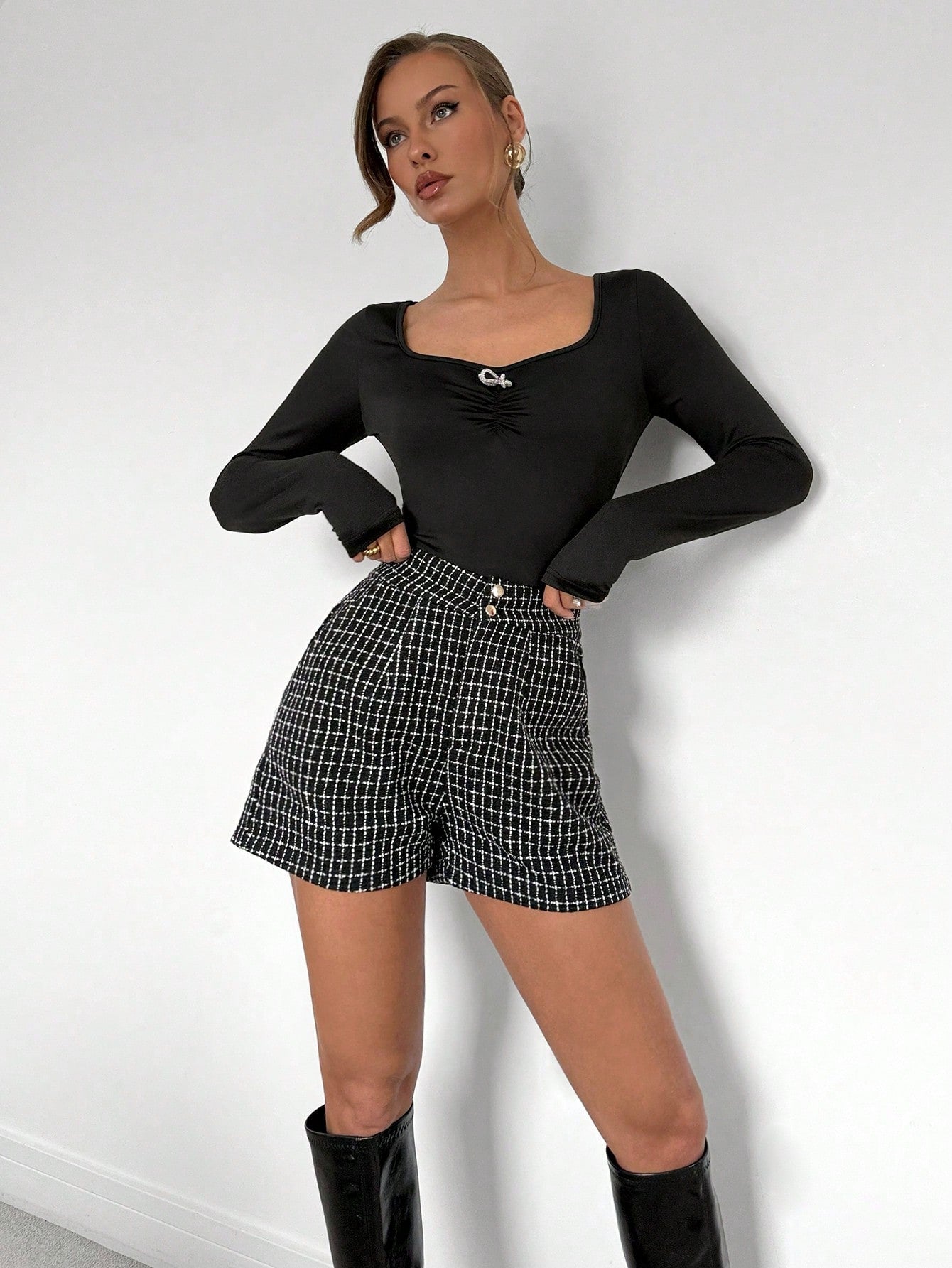 Chic Plaid Casual Shorts for Effortless Everyday Style