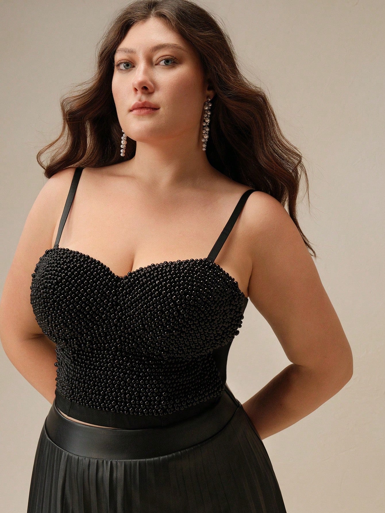 Plus Size Women's Elegant Fitted Camisole with Faux Pearl Embellishments Black / 1XL Black / 2XL Black / 3XL Black / 1XL-Black / 2XL-Black / 3XL-White / 1XL-White / 2XL-White / 3XL-