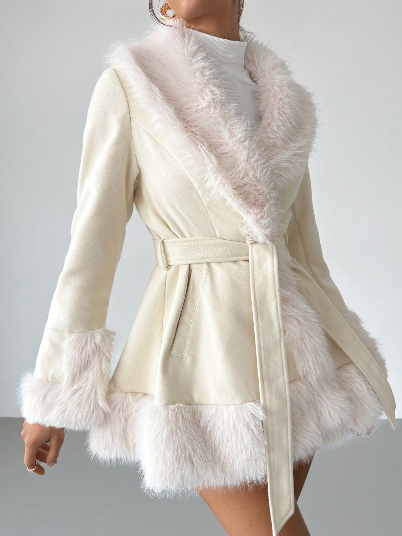 Chic Winter Elegance: Plush Beige Fur Coat for Stylish Holiday Gatherings