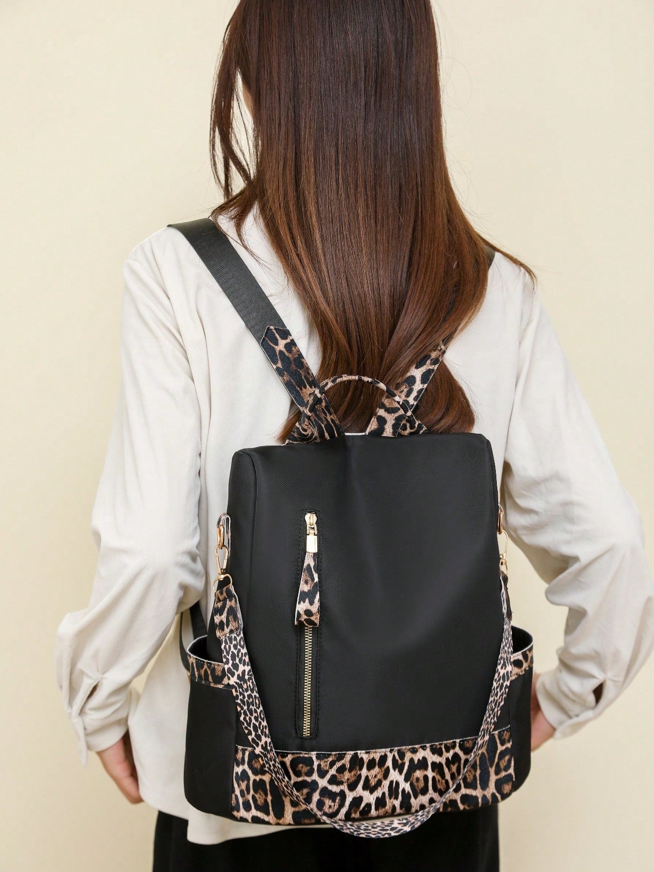 Anti-Theft Minimalist Backpack for College Women Black Brown