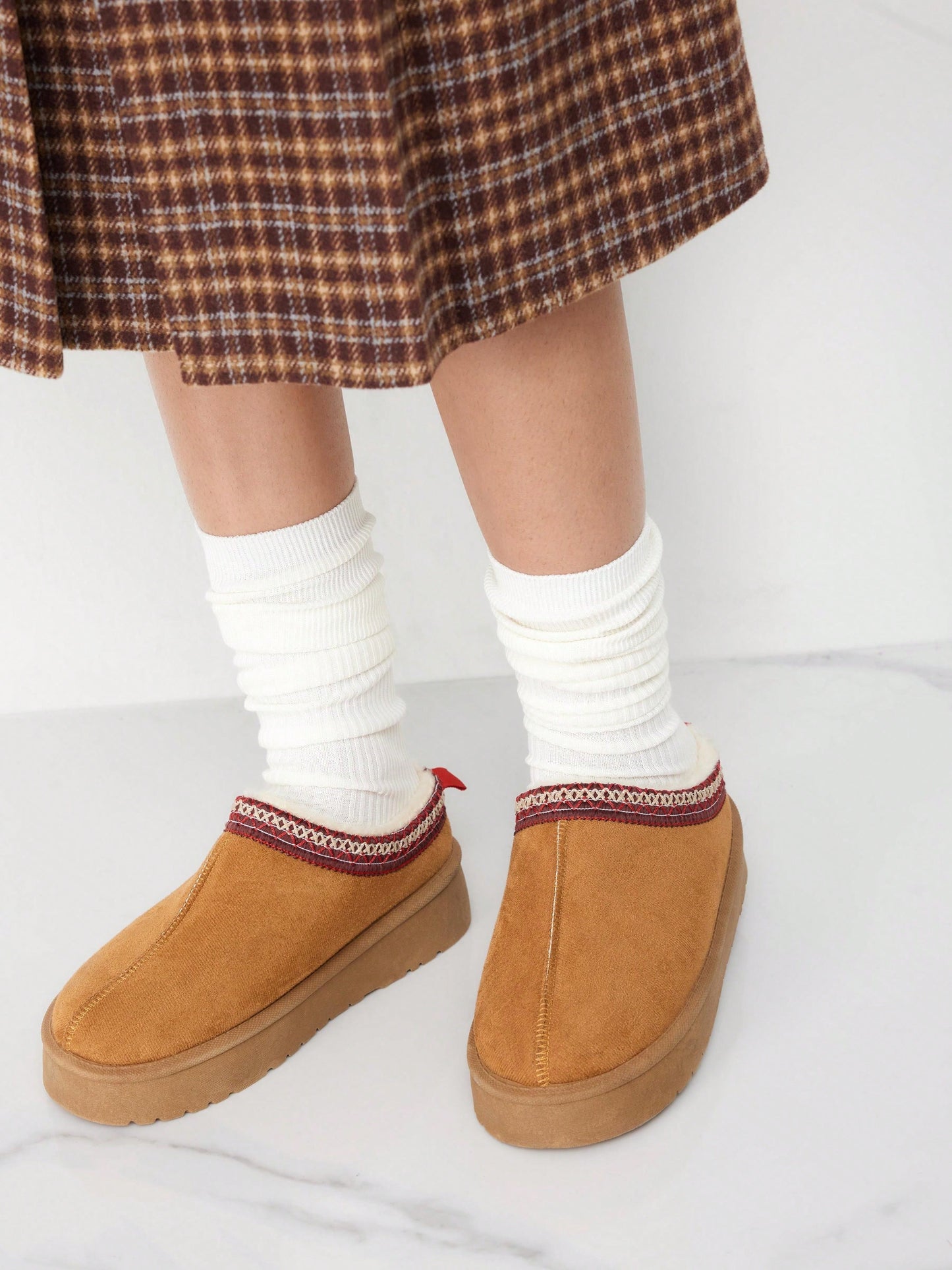 Chic Suede Platform Mule Flats – Elevate Your Style with Effortless Comfort! US6 US7