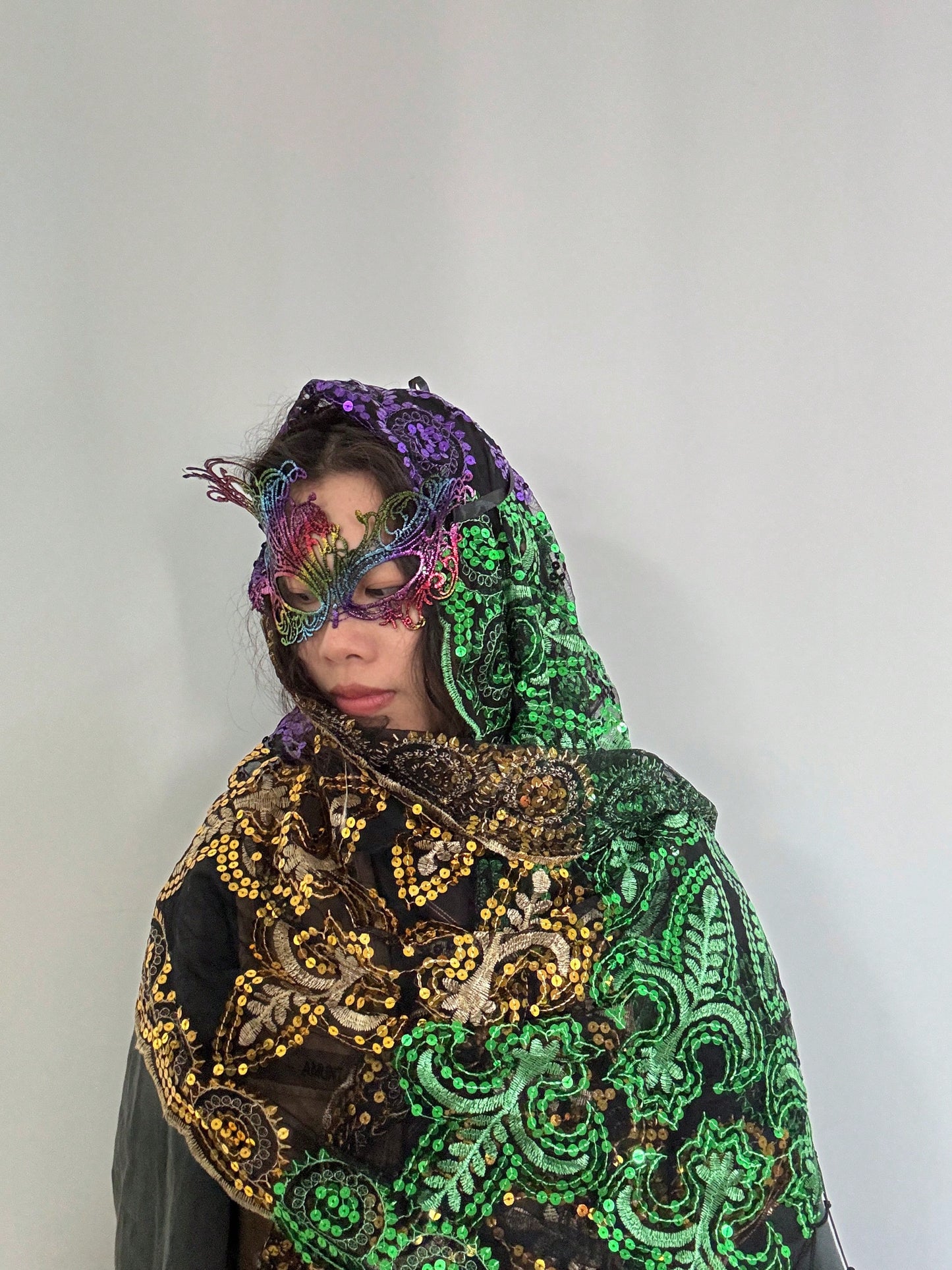 Sparkling Mardi Gras Shawl & Mask Set – Stylish Sequin Poncho