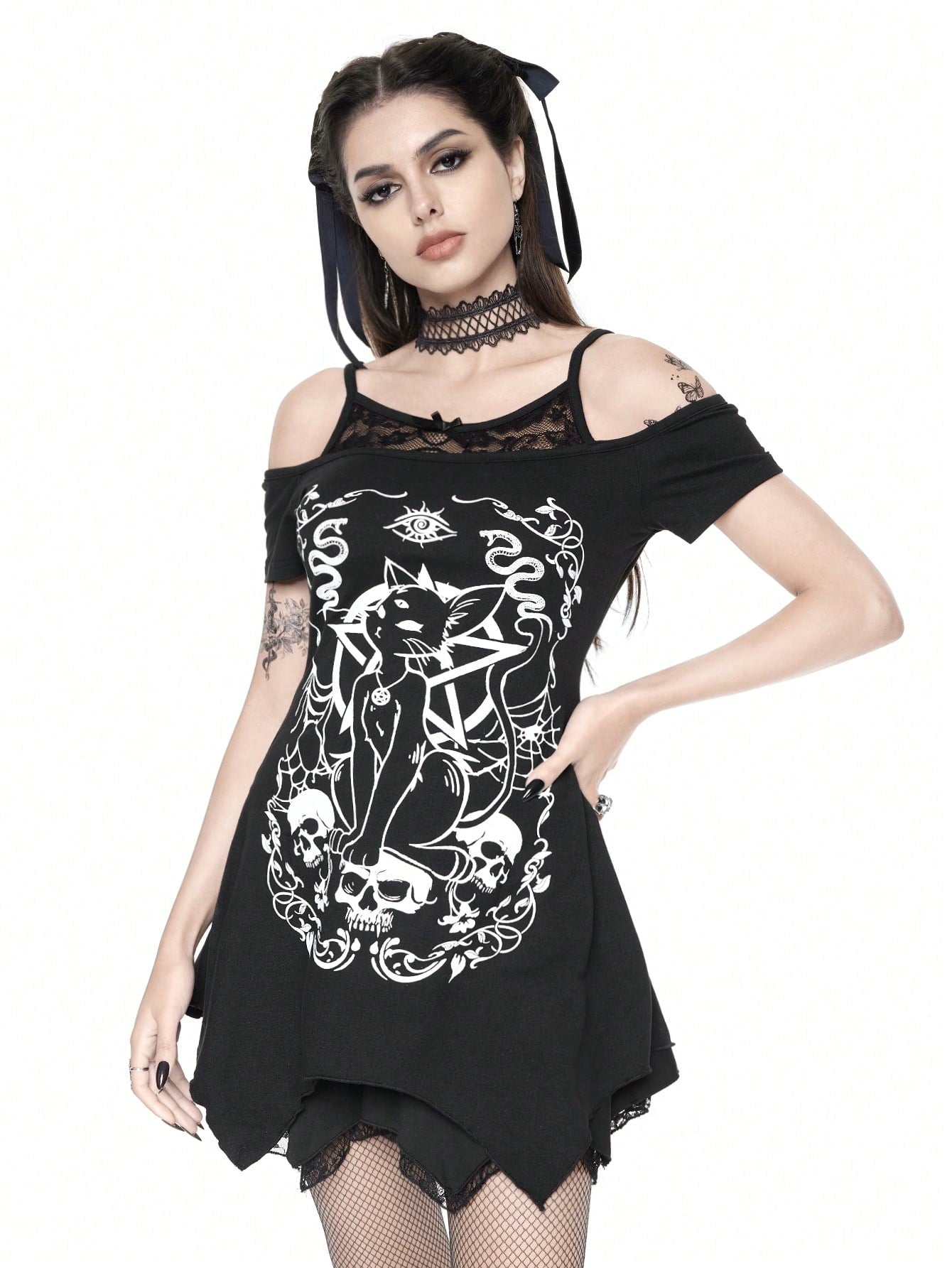 Mysterious Cat Eyes Gothic T-Shirt for Women XS S M XS-S-M-L-