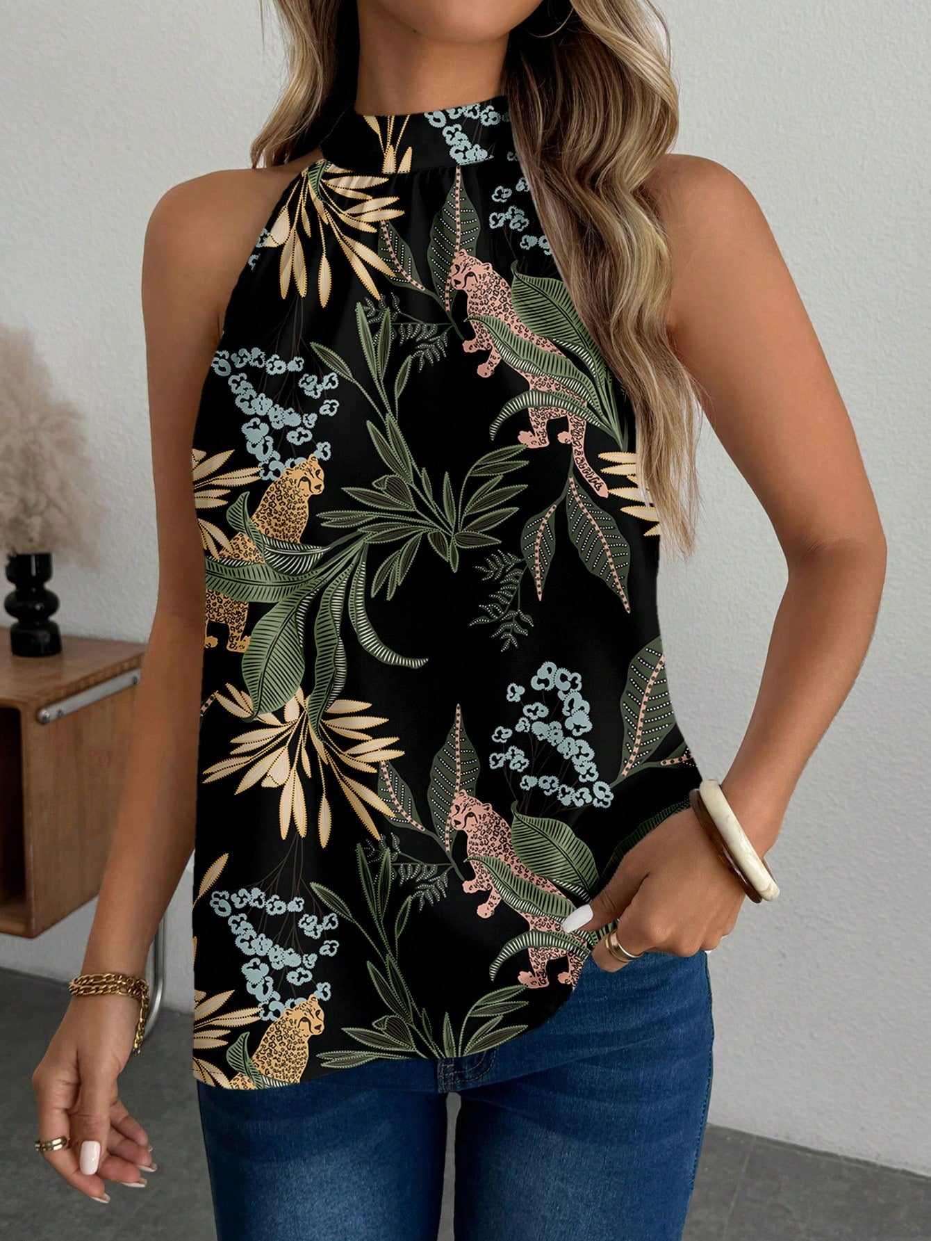 Vibrant Blue Floral Print Sleeveless Blouse for Women - Perfect Spring Multicolor-3