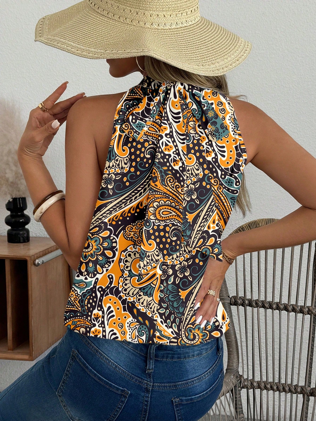 Vibrant Blue Floral Print Sleeveless Blouse for Women - Perfect Spring Multicolor