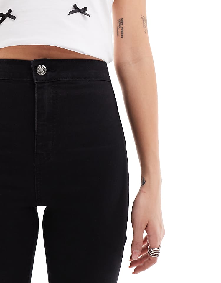 https://images.asos-media.com/products/noisy-may-ella-super-high-waist-skinny-jeans-in-black/204825993-5?$n_750w$&wid=750&fit=constrain