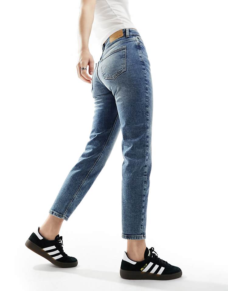 https://images.asos-media.com/products/noisy-may-moni-high-waisted-straight-jeans-in-mid-wash-blue/205631059-2?$n_750w$&wid=750&fit=constrain