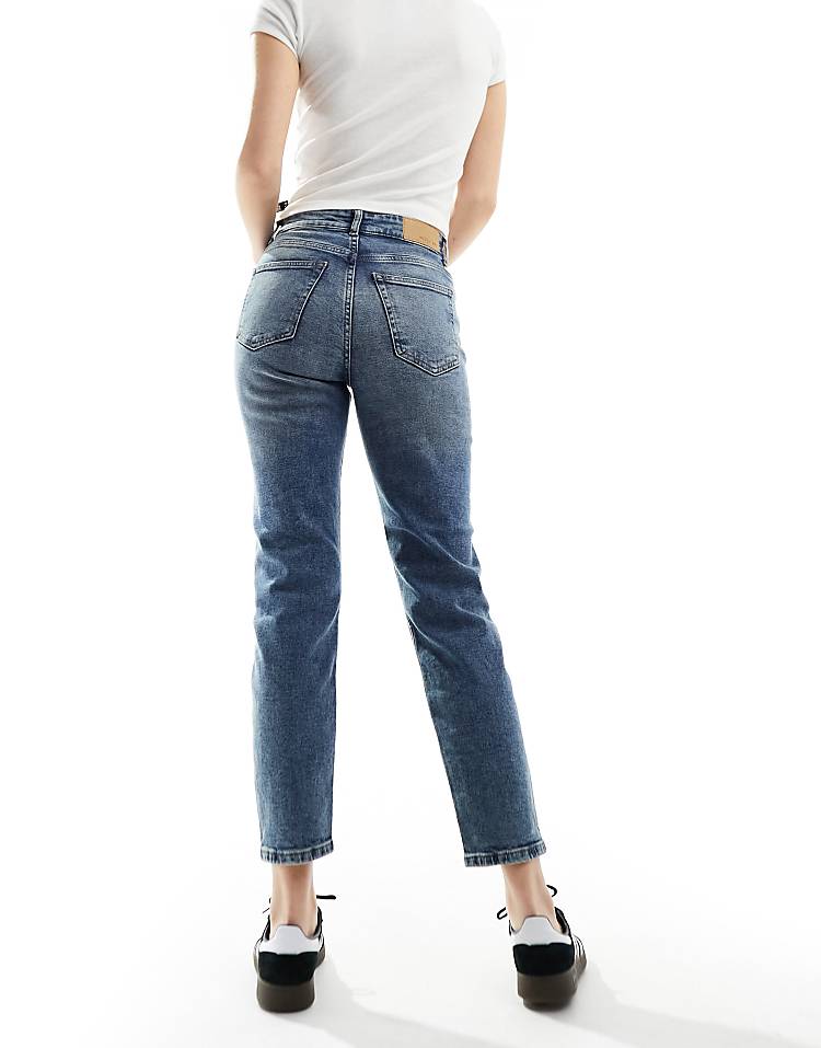 https://images.asos-media.com/products/noisy-may-moni-high-waisted-straight-jeans-in-mid-wash-blue/205631059-3?$n_750w$&wid=750&fit=constrain
