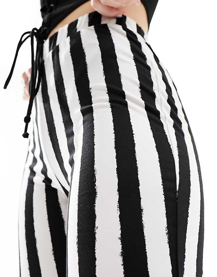 https://images.asos-media.com/products/noisy-may-jersey-flare-pants-in-stripe/205692641-2?$n_750w$&wid=750&fit=constrain