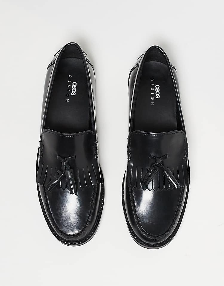 https://images.asos-media.com/products/asos-design-loafers-with-fringe-detail-in-polished-black-leather/205798355-3?$n_750w$&wid=750&fit=constrain