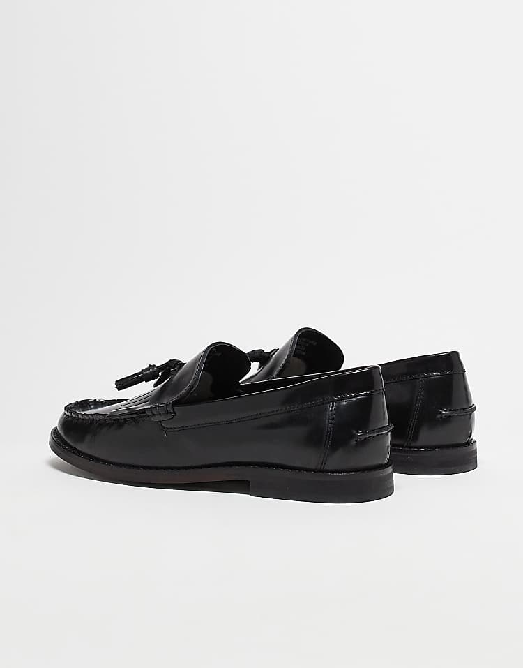 https://images.asos-media.com/products/asos-design-loafers-with-fringe-detail-in-polished-black-leather/205798355-4?$n_750w$&wid=750&fit=constrain