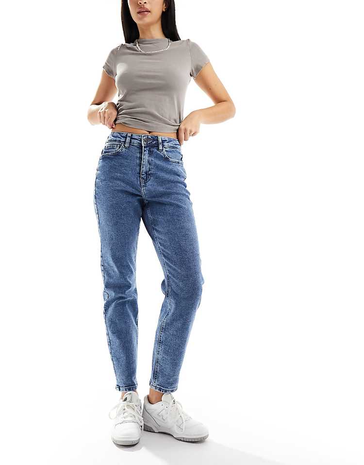 https://images.asos-media.com/products/noisy-may-moni-high-waisted-straight-jeans-in-mid-wash-blue/205877228-1-mediumbluedenim?$n_750w$&wid=750&fit=constrain