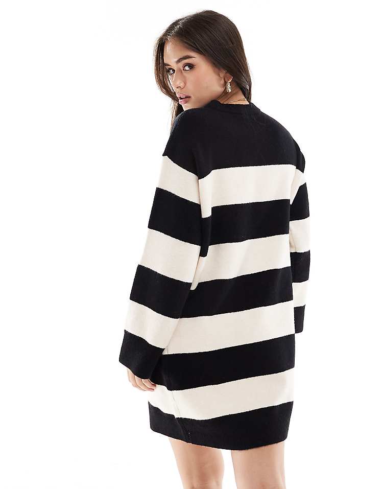 https://images.asos-media.com/products/asos-design-crew-neck-mini-dress-with-wide-cuff-in-mono-stripe/205992590-4?$n_750w$&wid=750&fit=constrain