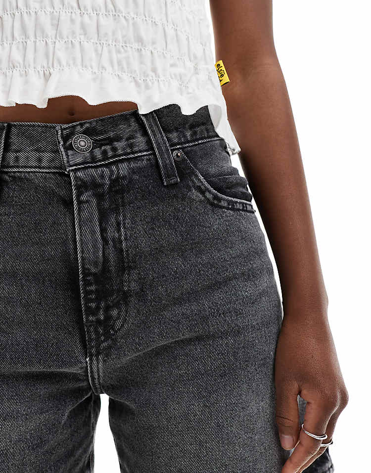 https://images.asos-media.com/products/levis-high-waisted-baggy-denim-shorts-in-washed-black/206048238-4?$n_750w$&wid=750&fit=constrain