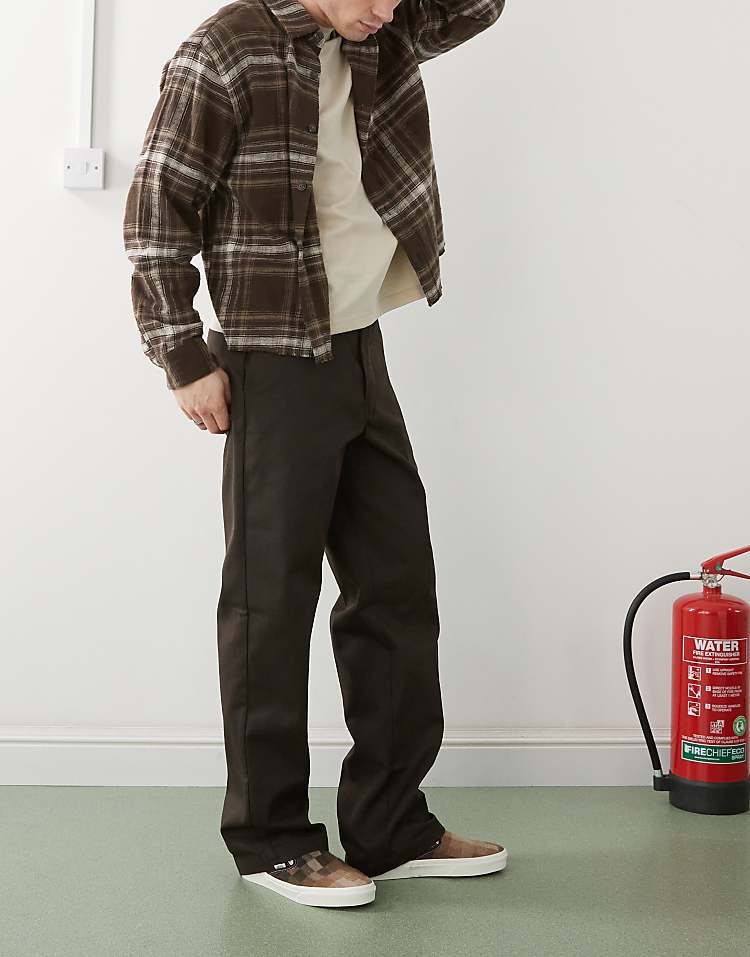 https://images.asos-media.com/products/dickies-874-straight-leg-work-pants-in-dark-brown/206163892-1-brown?$n_750w$&wid=750&fit=constrain