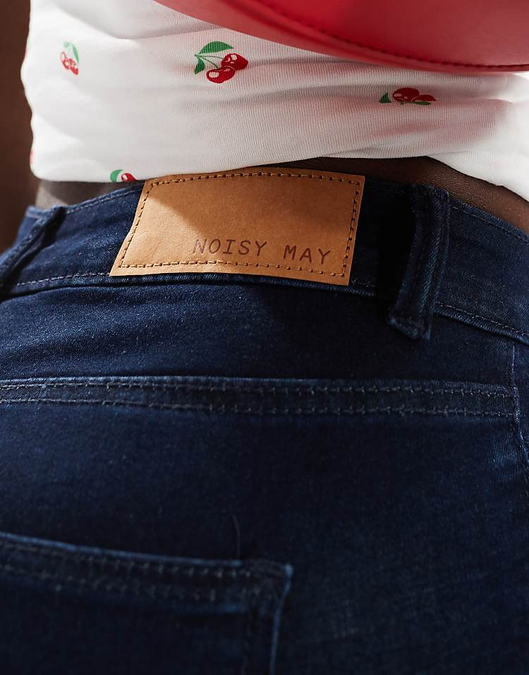 https://images.asos-media.com/products/noisy-may-sallie-high-waist-flare-jeans-in-dark-blue-wash/206441937-4?$n_750w$&wid=750&fit=constrain