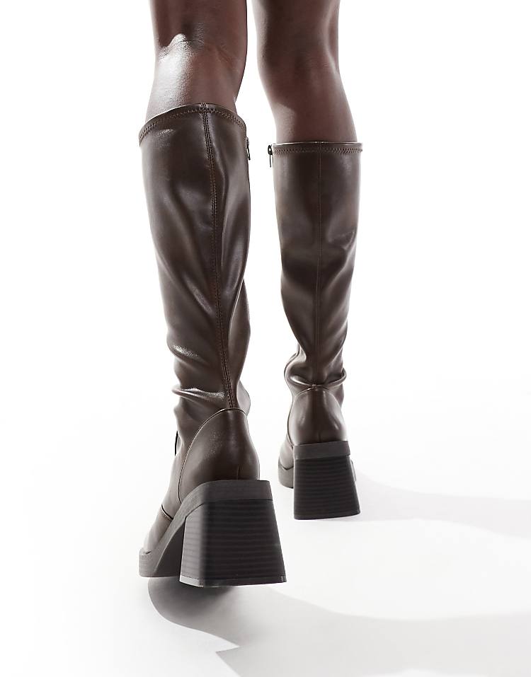 https://images.asos-media.com/products/asos-design-charlotte-heeled-knee-boots-in-brown/206555376-3?$n_750w$&wid=750&fit=constrain