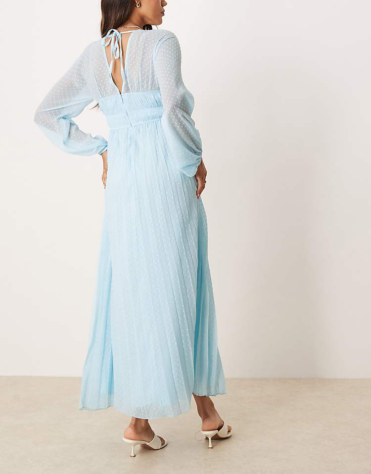 https://images.asos-media.com/products/asos-design-maternity-plunge-long-sleeve-pleated-midaxi-dress-in-pastel-blue/206689816-4?$n_750w$&wid=750&fit=constrain