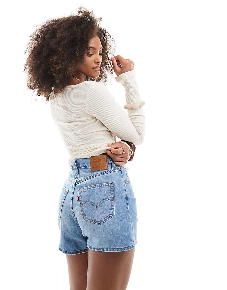 https://images.asos-media.com/products/levis-80s-mom-shorts-in-light-blue/207074791-1-blue?$n_750w$&wid=750&fit=constrain