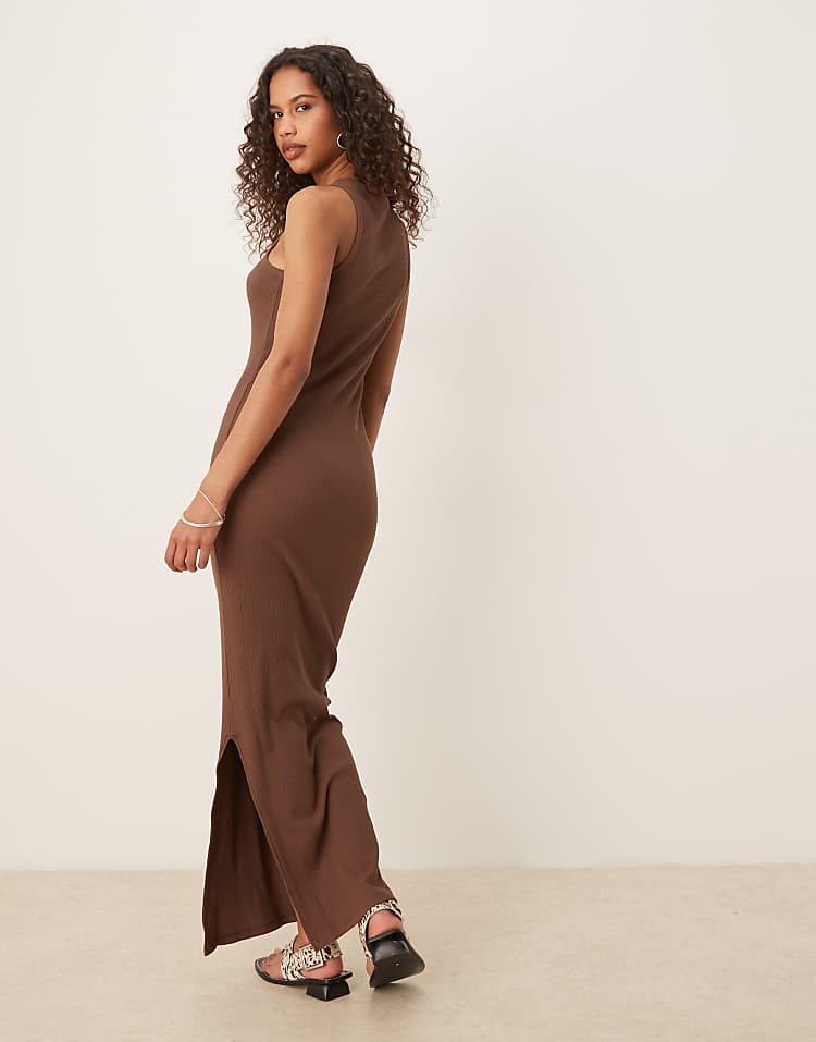 https://images.asos-media.com/products/selected-femme-ribbed-long-dress-in-brown/207215354-4?$n_750w$&wid=750&fit=constrain