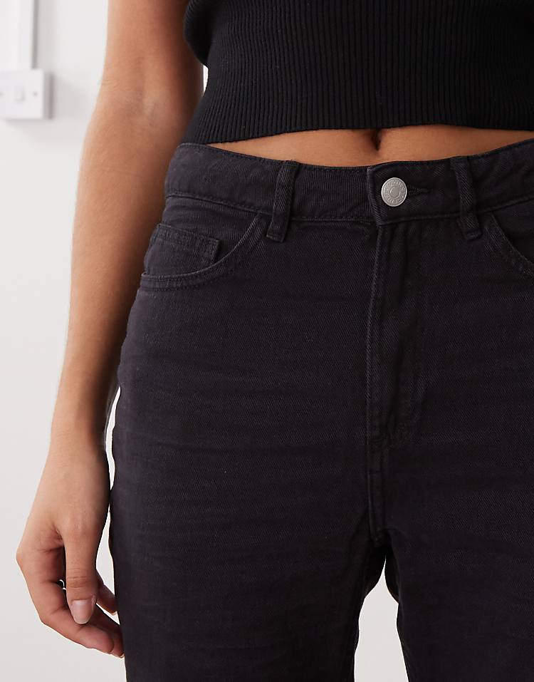 https://images.asos-media.com/products/monki-wide-leg-pants-with-tie-bow-detail-in-washed-black/207401225-5?$n_750w$&wid=750&fit=constrain