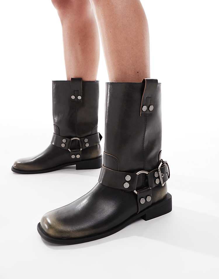 https://images.asos-media.com/products/asos-design-arley-burnished-flat-biker-boots-in-brown/207872085-3?$n_750w$&wid=750&fit=constrain