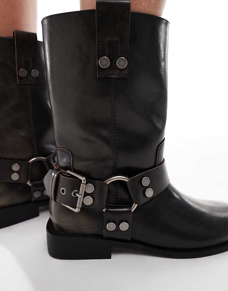 https://images.asos-media.com/products/asos-design-arley-burnished-flat-biker-boots-in-brown/207872085-4?$n_750w$&wid=750&fit=constrain