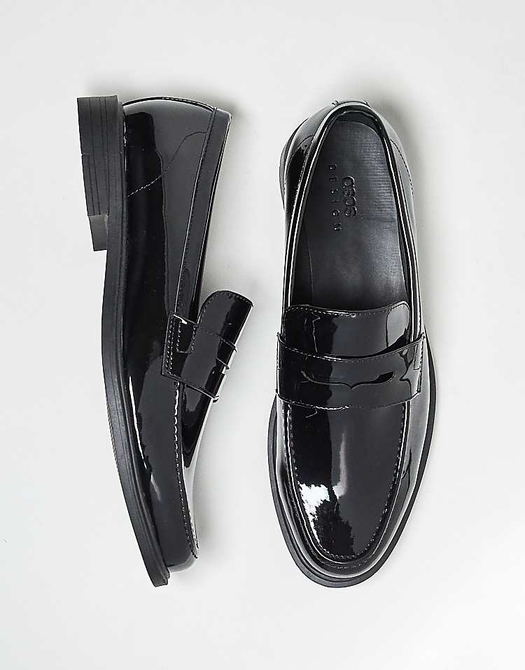 https://images.asos-media.com/products/asos-design-patent-penny-loafers-in-black/208132562-1-black?$n_750w$&wid=750&fit=constrain