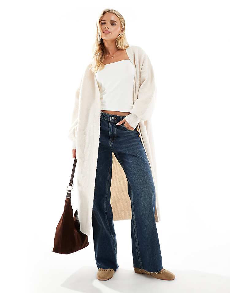 https://images.asos-media.com/products/miss-selfridge-petite-maxi-cardigan-in-oatmeal/208196991-1-oatmeal?$n_750w$&wid=750&fit=constrain