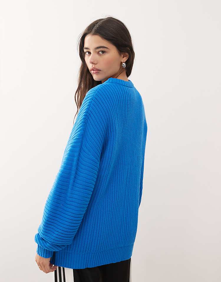 https://images.asos-media.com/products/collusion-unisex-fisherman-rib-knit-sweater-in-blue/208254589-4?$n_750w$&wid=750&fit=constrain