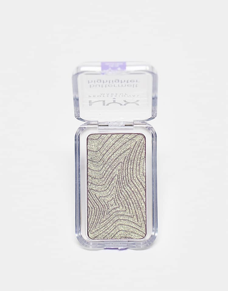 https://images.asos-media.com/products/nyx-professional-makeup-buttermelt-highlighter-butta-in-black/208461468-1-buttainblack?$n_750w$&wid=750&fit=constrain